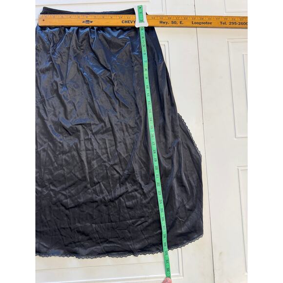 Vintage Vanity Fair Slip Skirt Womens Black Lace Detail Satin Size Medium - Picture 6 of 6